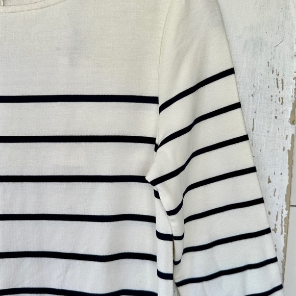 CUPCAKES AND CASHMERE, NWT, BALI, MINI DRESS IN IVORY WITH BLACK STRIPES.SIZE XS - Picture 4 of 9
